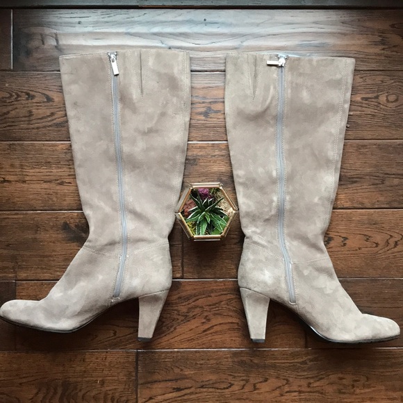 Bandolino suede leather gray fringe high boots - Picture 2 of 8